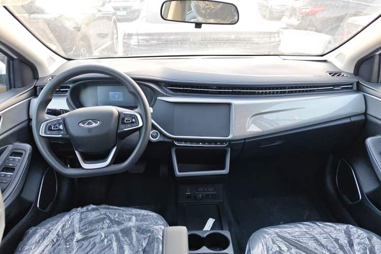 Used Chery New Energy Arrizo e 2024 455km Travel Edition Center Console