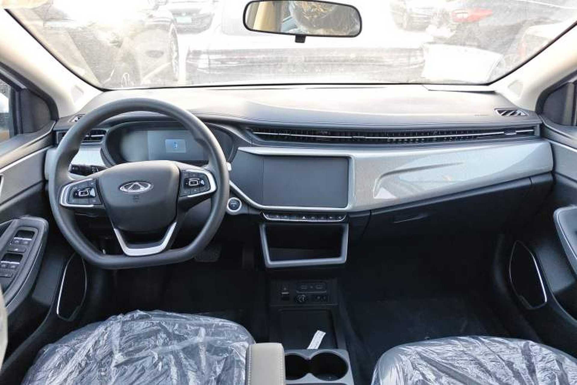 Used Chery New Energy Arrizo e 2024 455km Travel Edition Center Console