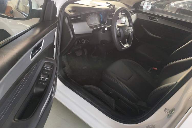 Used Chery New Energy Arrizo e 2024 405km Travel Edition Driver Seat