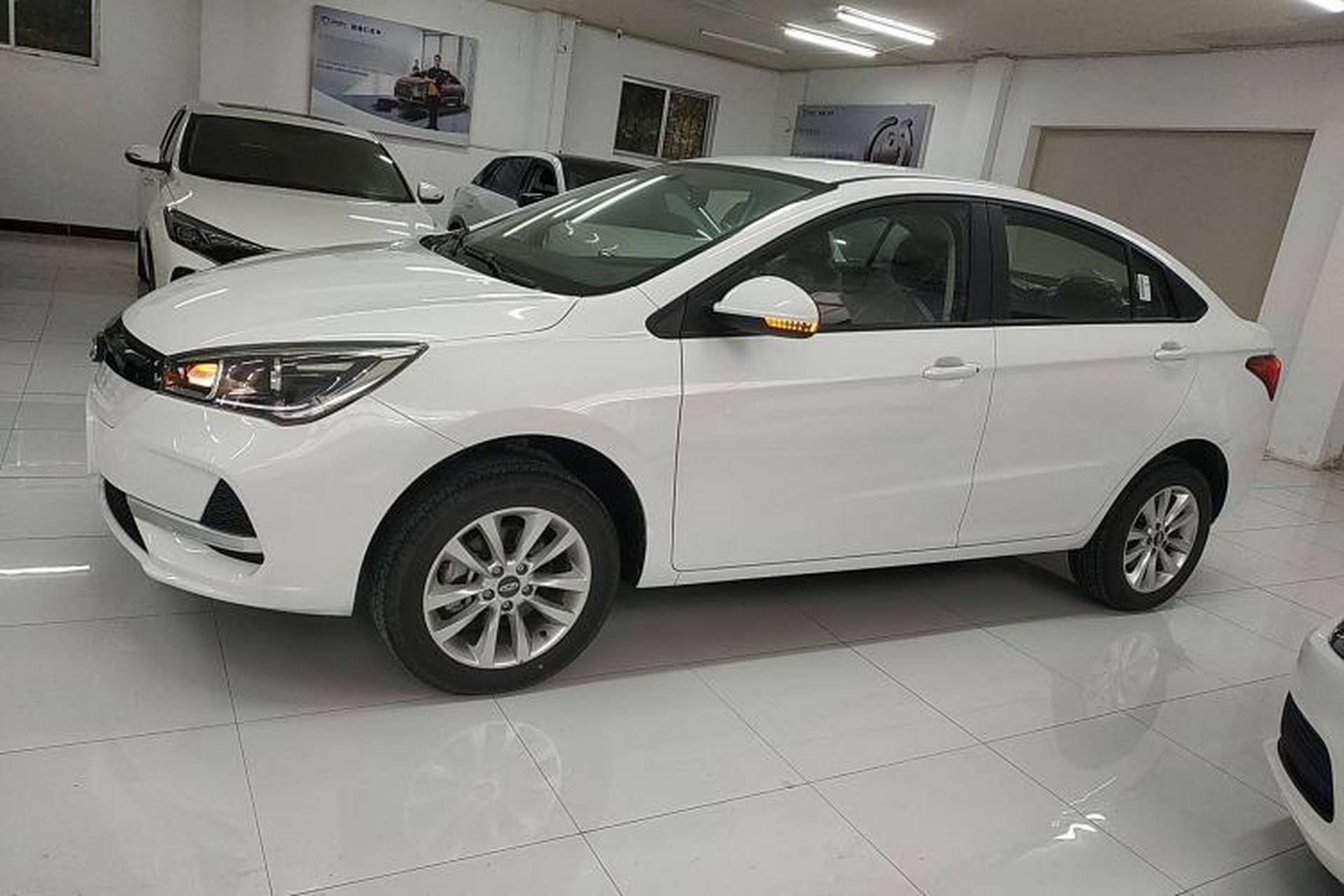 Used Chery New Energy Arrizo e 2024 405km Travel Edition Exterior 3