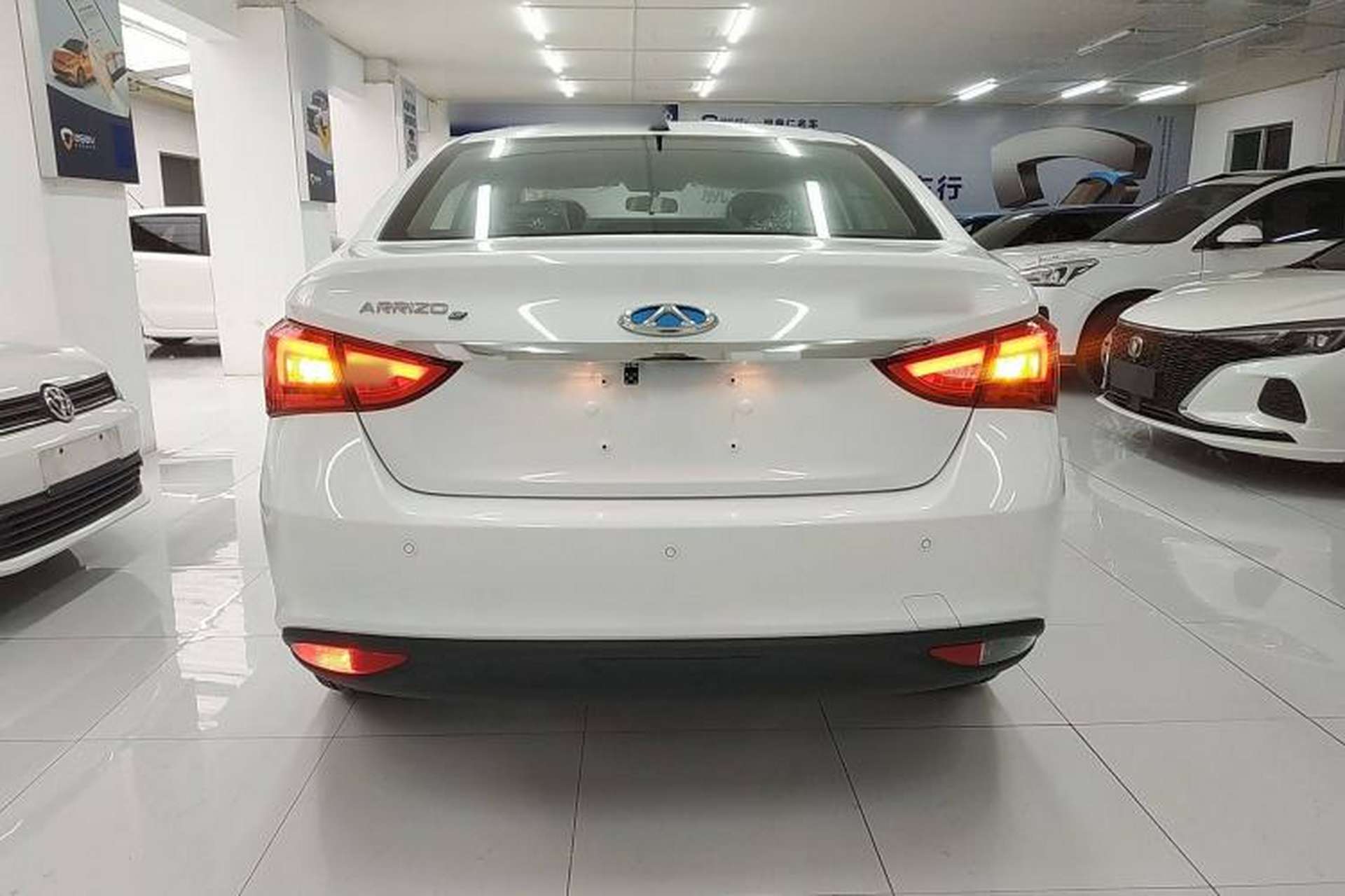 Used Chery New Energy Arrizo e 2024 405km Travel Edition Exterior 4
