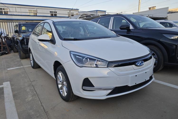 Used Chery New Energy Arrizo e 2024 455km Travel Edition Front Right 45 Deg