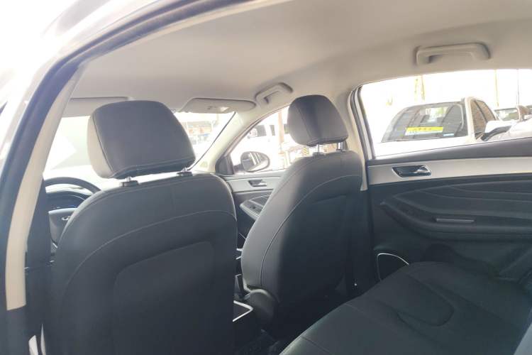 Used Chery New Energy Arrizo e 2024 405km Travel Edition Headliner