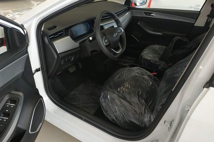 Used Chery New Energy Arrizo e 2024 405km Travel Edition Interior 3