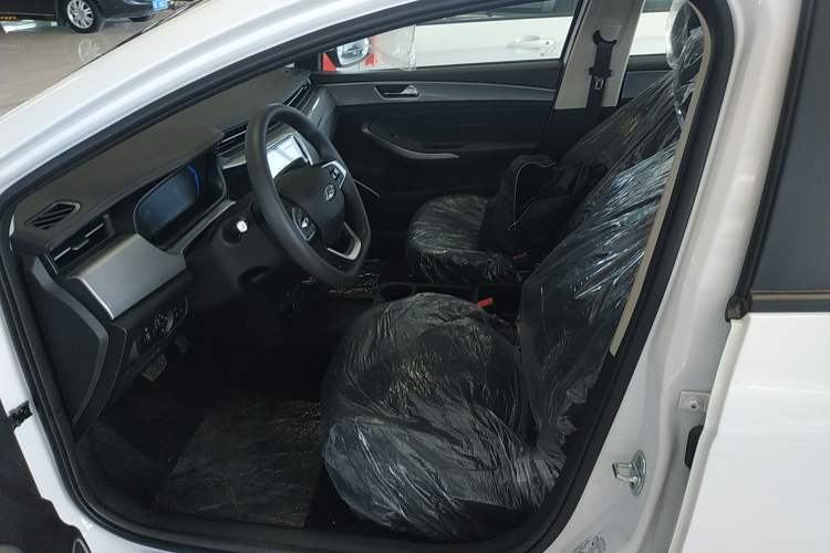 Used Chery New Energy Arrizo e 2024 405km Travel Edition Left Front Seat
