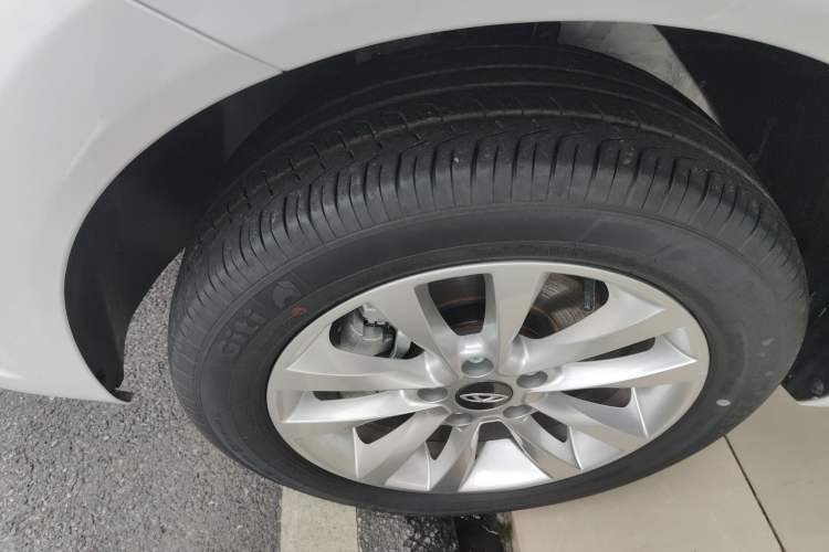 Used Chery New Energy Arrizo e 2024 405km Travel Edition Left Front Wheel Hub