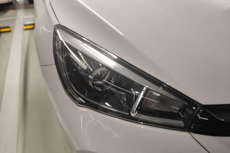 Used Chery New Energy Arrizo e 2024 405km Travel Edition Right Front Headlight