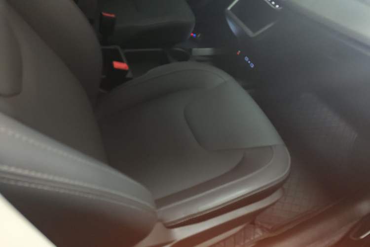 Used Chery New Energy Arrizo e 2024 405km Travel Edition Right Front Seat