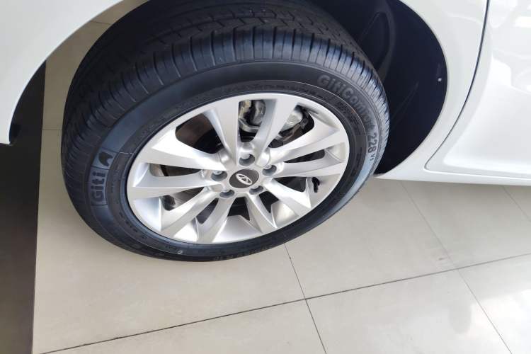 Used Chery New Energy Arrizo e 2024 405km Travel Edition Right Rear Wheel Hub