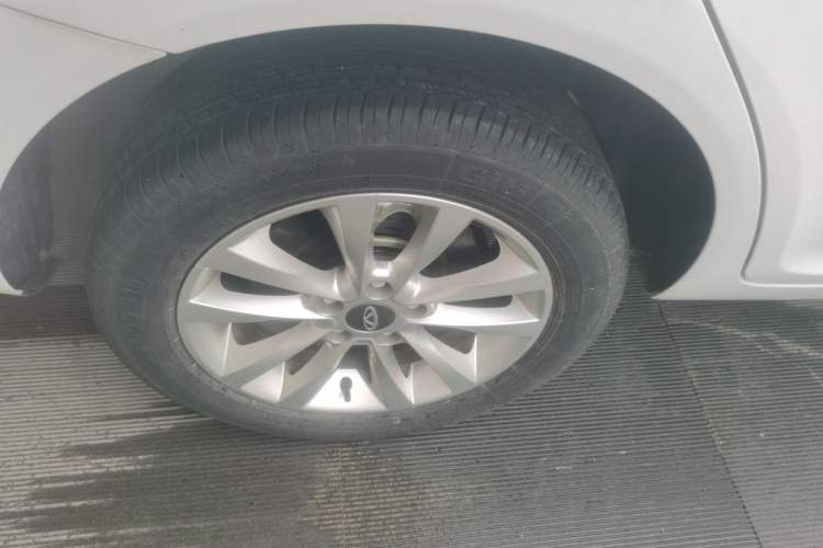 Used Chery New Energy Arrizo e 2024 405km Travel Edition Right Rear Wheel Hub