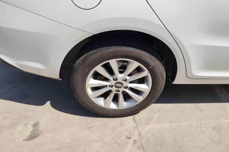 Used Chery New Energy Arrizo e 2024 405km Travel Edition Right Rear Wheel Hub