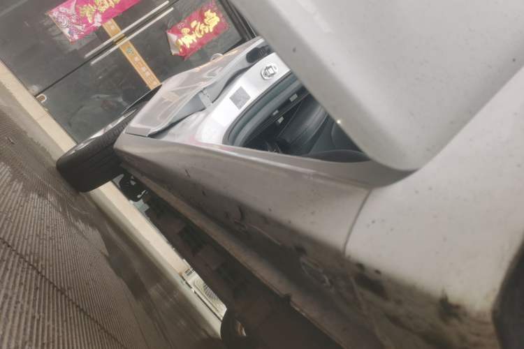 Used Chery New Energy Arrizo e 2024 405km Travel Edition Right Side Sill