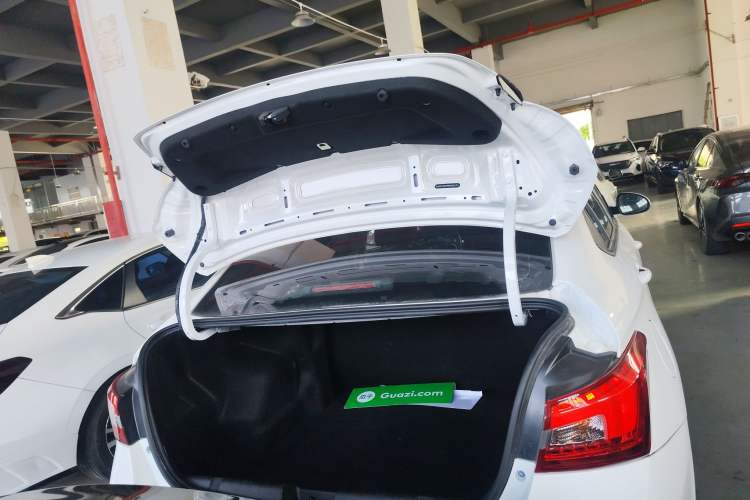 Used Chery New Energy Arrizo e 2024 405km Travel Edition Trunk