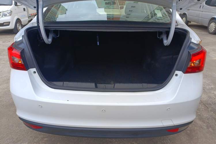 Used Chery New Energy Arrizo e 2024 405km Travel Edition Trunk