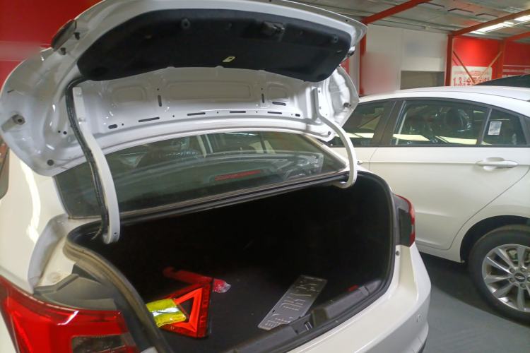 Used Chery New Energy Arrizo e 2024 405km Travel Edition Trunk