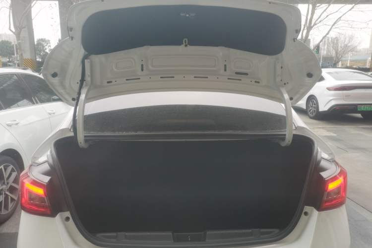 Used Chery New Energy Arrizo e 2024 405km Travel Edition Trunk