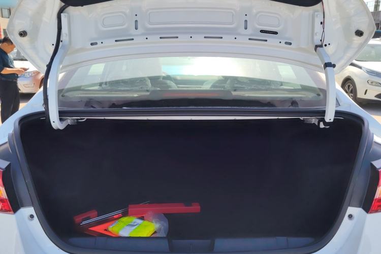 Used Chery New Energy Arrizo e 2024 405km Travel Edition Trunk