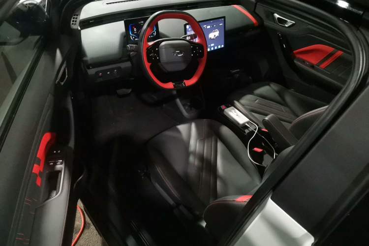 Used Chery New Energy Boundless Pro 2022 301km LingShou Edition Lithium Iron Phosphate Driver Seat