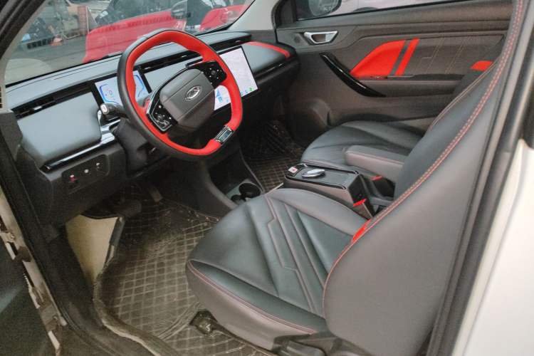 Used Chery New Energy Boundless Pro 2022 301km LingShou Edition Lithium Iron Phosphate Driver Seat