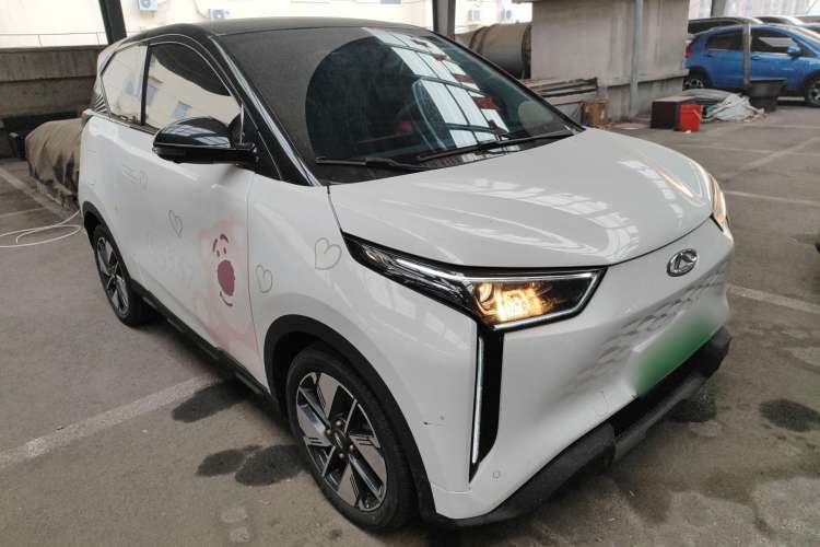 Used Chery New Energy Boundless Pro 2022 301km LingShou Edition Lithium Iron Phosphate Front Right 45 Deg