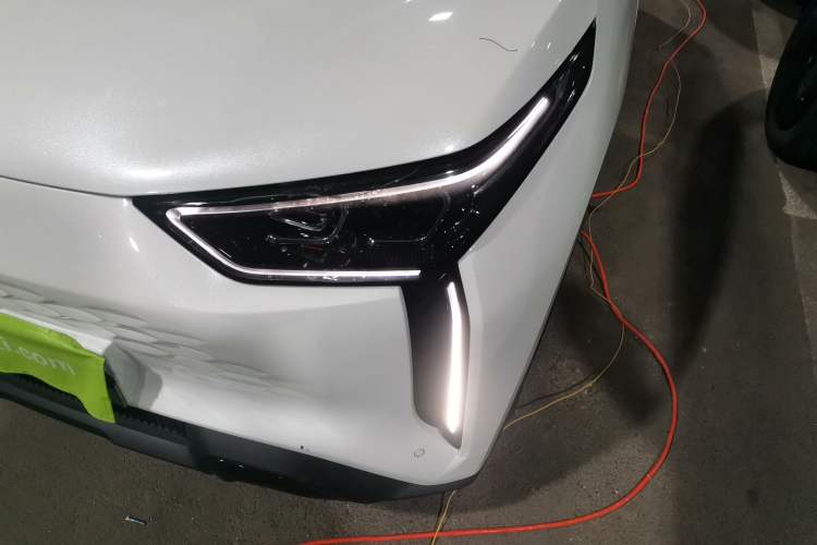 Used Chery New Energy Boundless Pro 2022 301km LingShou Edition Lithium Iron Phosphate Left Front Headlight