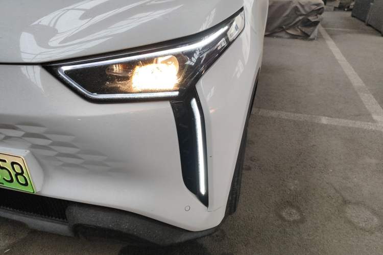 Used Chery New Energy Boundless Pro 2022 301km LingShou Edition Lithium Iron Phosphate Left Front Headlight