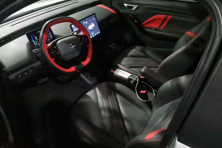 Used Chery New Energy Boundless Pro 2022 301km LingShou Edition Lithium Iron Phosphate Left Front Seat
