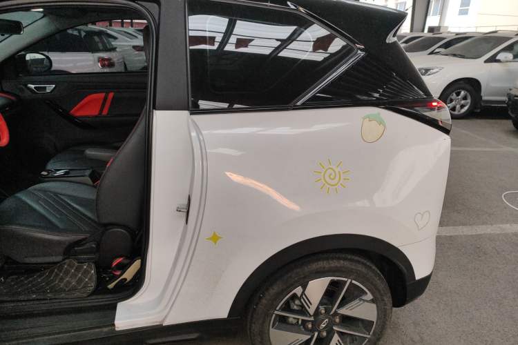 Used Chery New Energy Boundless Pro 2022 301km LingShou Edition Lithium Iron Phosphate Left Rear Door Interior