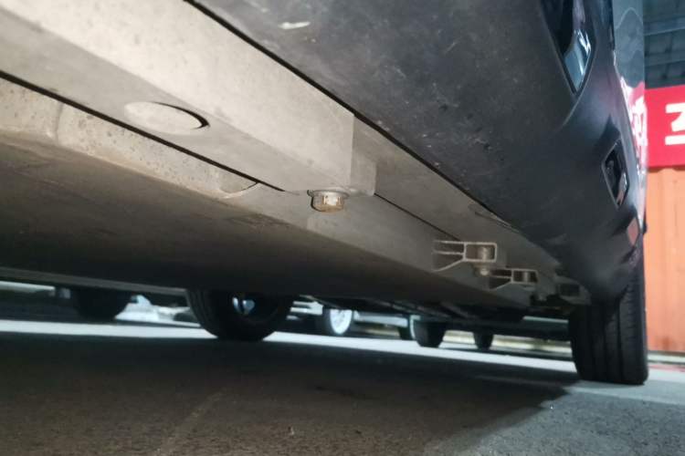 Used Chery New Energy Boundless Pro 2022 301km LingShou Edition Lithium Iron Phosphate Left Side Sill