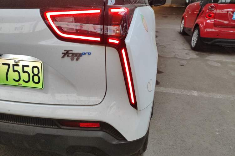 Used Chery New Energy Boundless Pro 2022 301km LingShou Edition Lithium Iron Phosphate Right Rear Taillight