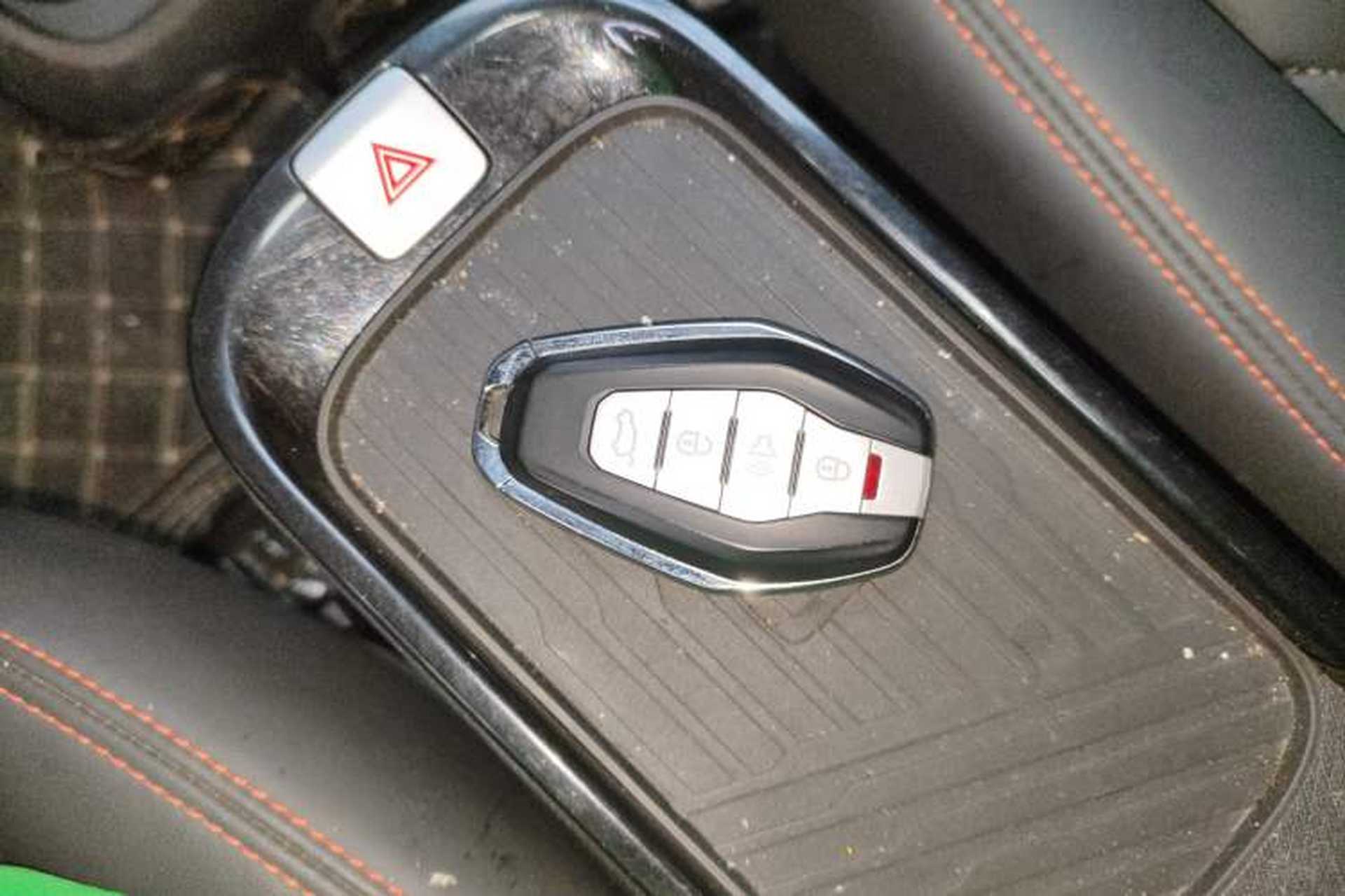 Used Chery New Energy Boundless Pro 2022 301km LingShou Edition Lithium Iron Phosphate Vehicle Key