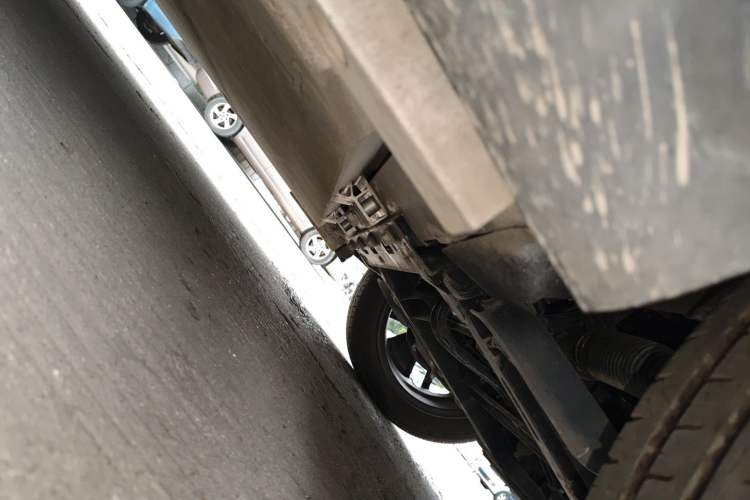 Used Chery New Energy Boundless Pro 2022 301km LingShou Edition Lithium Iron Phosphate Chassis Front Right