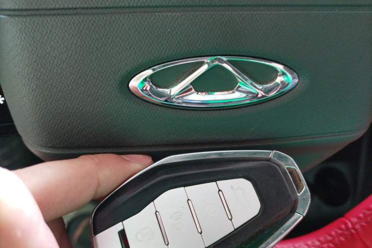 Used Chery New Energy Boundless Pro 2022 301km "WoW" Edition Lithium Iron Phosphate Interior 1
