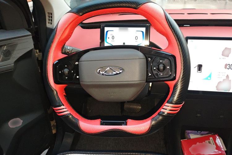 Used Chery New Energy Boundless Pro 2022 301km LingShou Edition Lithium Iron Phosphate Steering Wheel