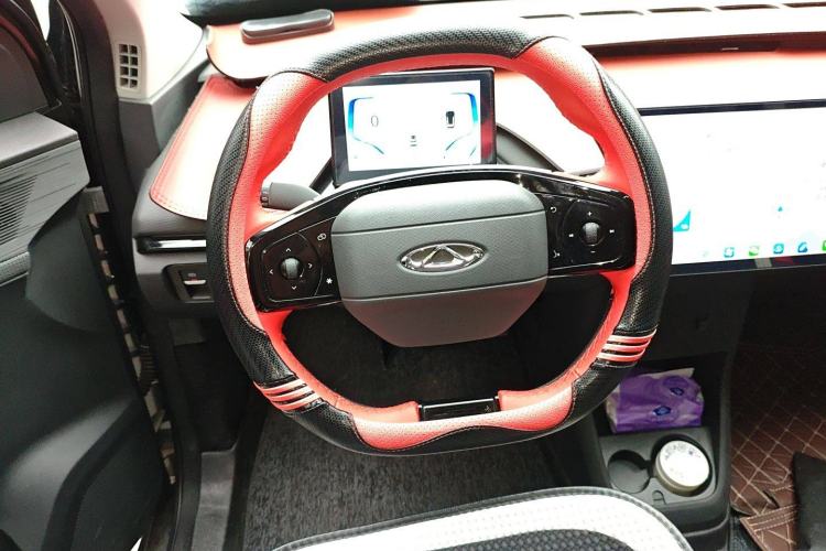 Used Chery New Energy Boundless Pro 2022 301km LingShou Edition Lithium Iron Phosphate Steering Wheel