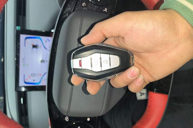 Used Chery New Energy Boundless Pro 2022 301km LingShou Edition Lithium Iron Phosphate Vehicle Key
