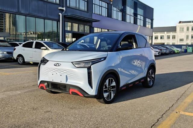 Used Chery New Energy Boundless Pro 2022 301km LingShou Edition Lithium Iron Phosphate