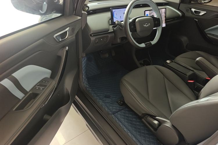 Used Chery New Energy Boundless Pro 2022 301km LingShou Edition Lithium Iron Phosphate Driver Seat