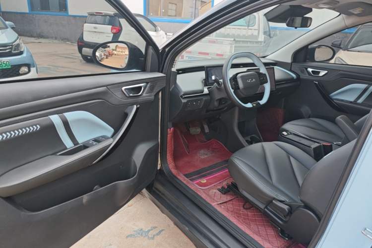 Used Chery New Energy Boundless Pro 2022 301km "Divine Beast" Version Lithium NMC Driver Seat