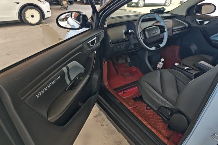 Used Chery New Energy Boundless Pro 2022 301km "Divine Beast" Version Lithium NMC Driver Seat
