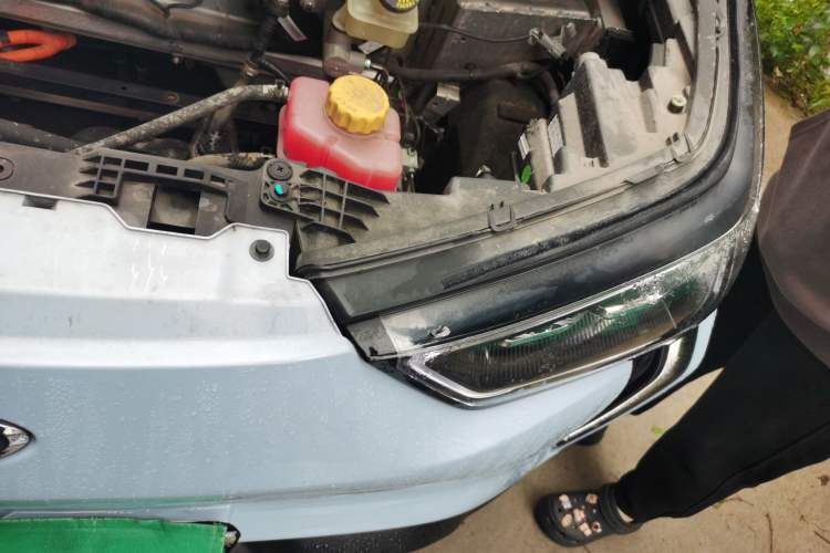 Used Chery New Energy Boundless Pro 2022 301km LingShou Edition Lithium Iron Phosphate Engine Bay Left