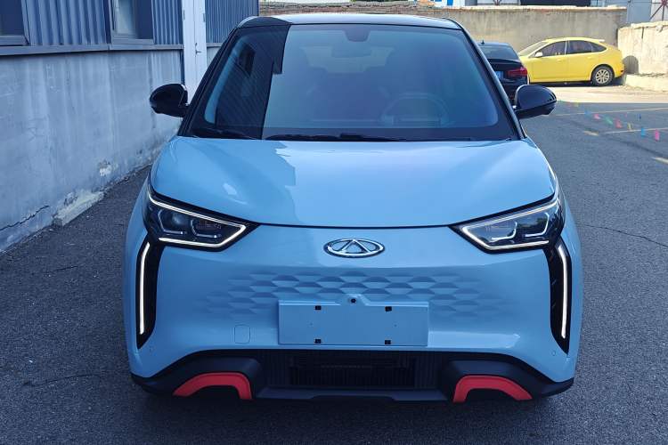 Used Chery New Energy Boundless Pro 2022 301km LingShou Edition Lithium Iron Phosphate Front