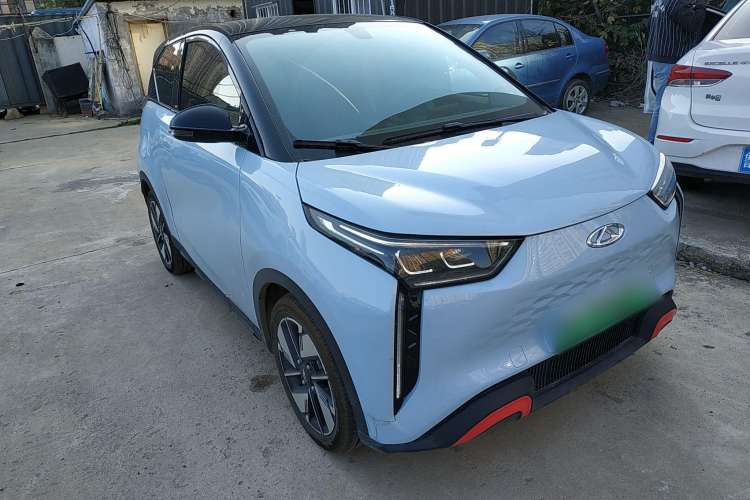 Used Chery New Energy Boundless Pro 2022 301km "WoW" Edition Lithium Iron Phosphate Front Right 45 Deg