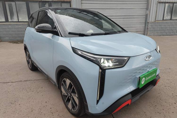 Used Chery New Energy Boundless Pro 2022 301km "Divine Beast" Version Lithium NMC Front Right 45 Deg
