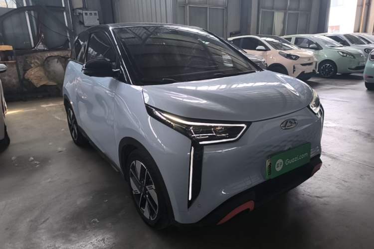 Used Chery New Energy Boundless Pro 2022 301km LingShou Edition Lithium Iron Phosphate Front Right 45 Deg