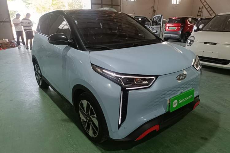 Used Chery New Energy Boundless Pro 2022 301km "Divine Beast" Version with Lithium Iron Phosphate Front Right 45 Deg