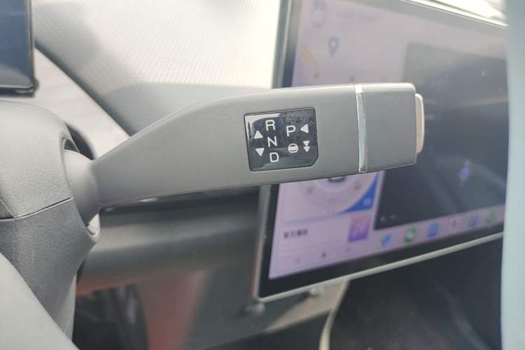 Used Chery New Energy Boundless Pro 2022 301km "Divine Beast" Version with Lithium Iron Phosphate Gear Lever