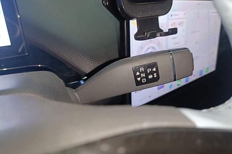 Used Chery New Energy Boundless Pro 2022 301km LingShou Edition Lithium Iron Phosphate Gear Lever