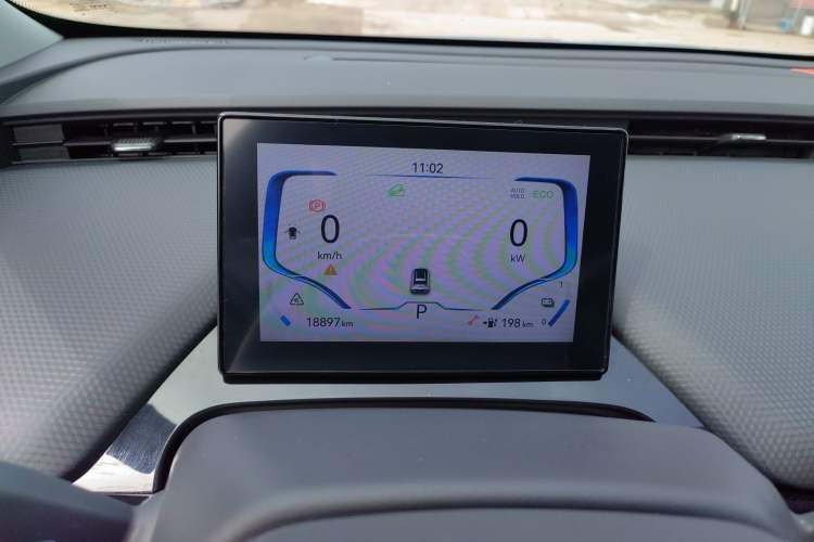 Used Chery New Energy Boundless Pro 2022 301km LingShou Edition Lithium Iron Phosphate Instrument Cluster