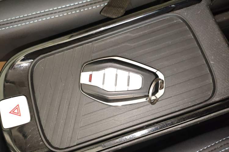 Used Chery New Energy Boundless Pro 2022 301km LingShou Edition Lithium Iron Phosphate Interior 1